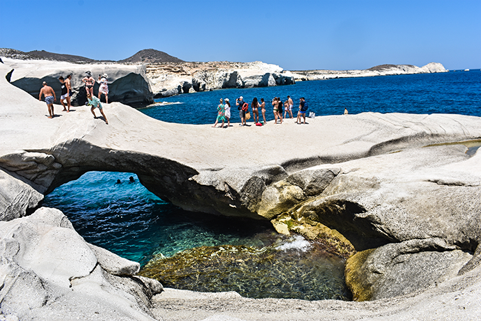 VISIT GREECE MILOS